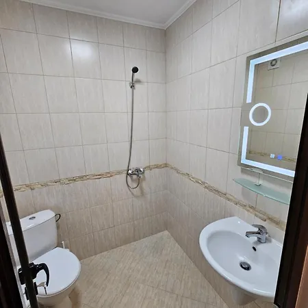 Nest Str Tvarditsa 13 Бургас